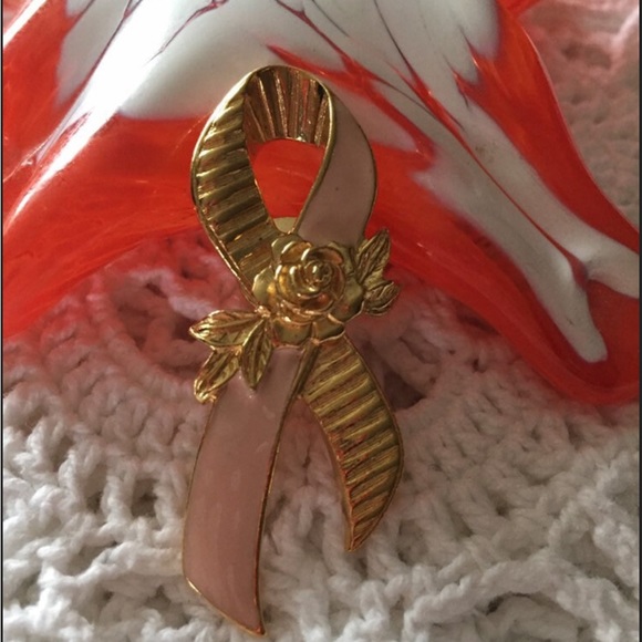 Vintage Avon Breast Cancer Pin Jewelry - Picture 2 of 3